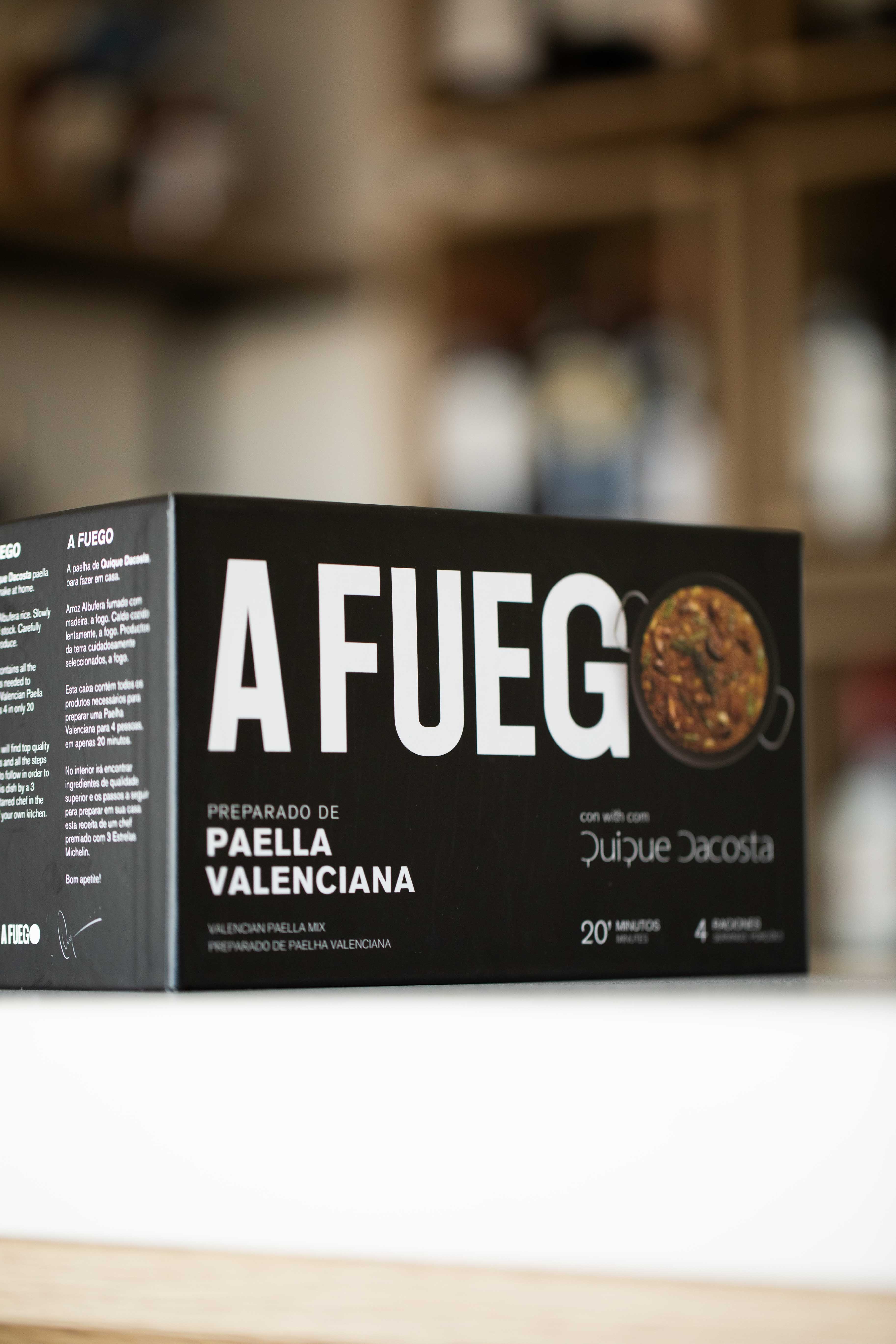 A fuego Paella Valenciana