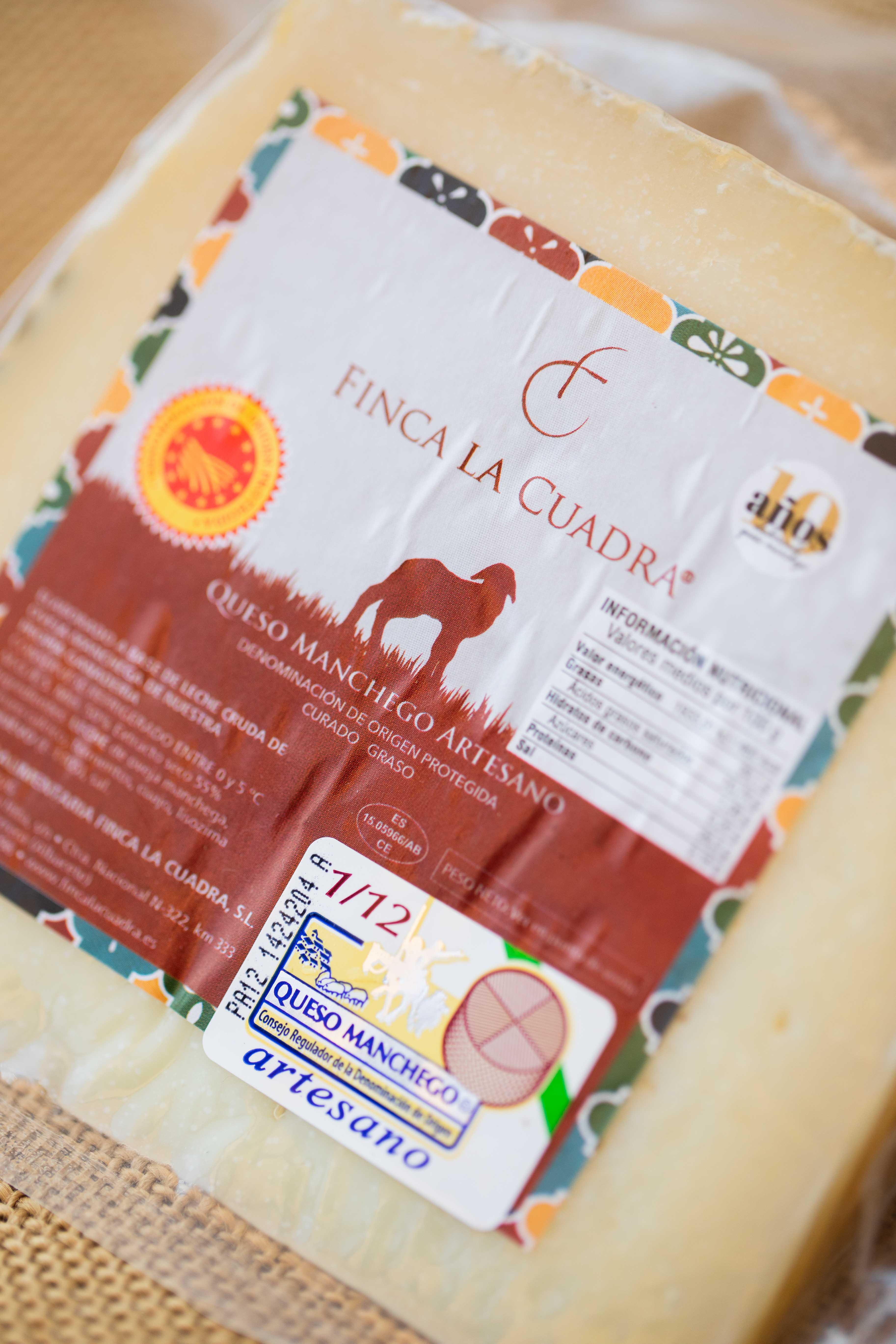 Queso Curado D.O. Manchego - Finca La Cuadra