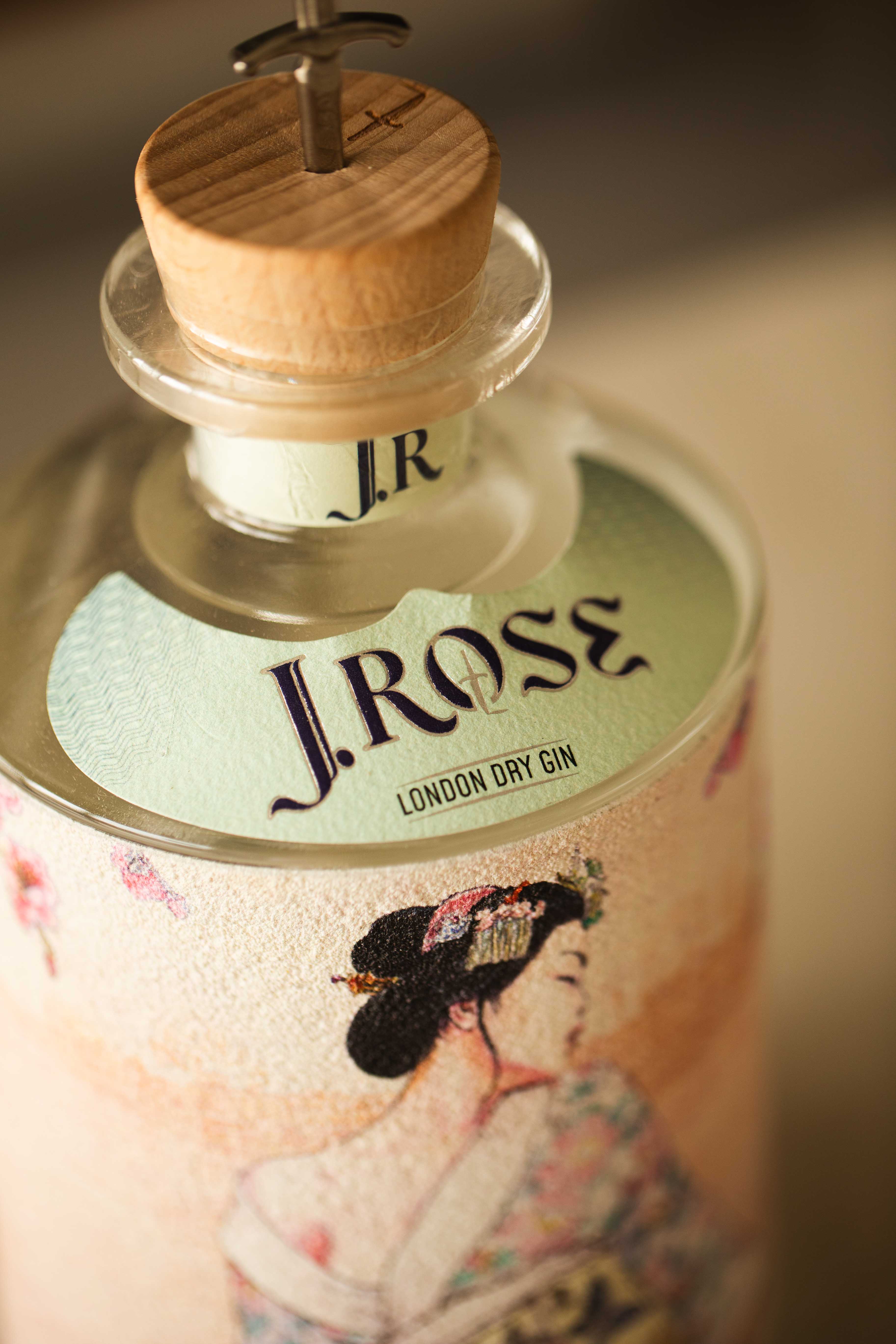 Ginebra J.ROSE